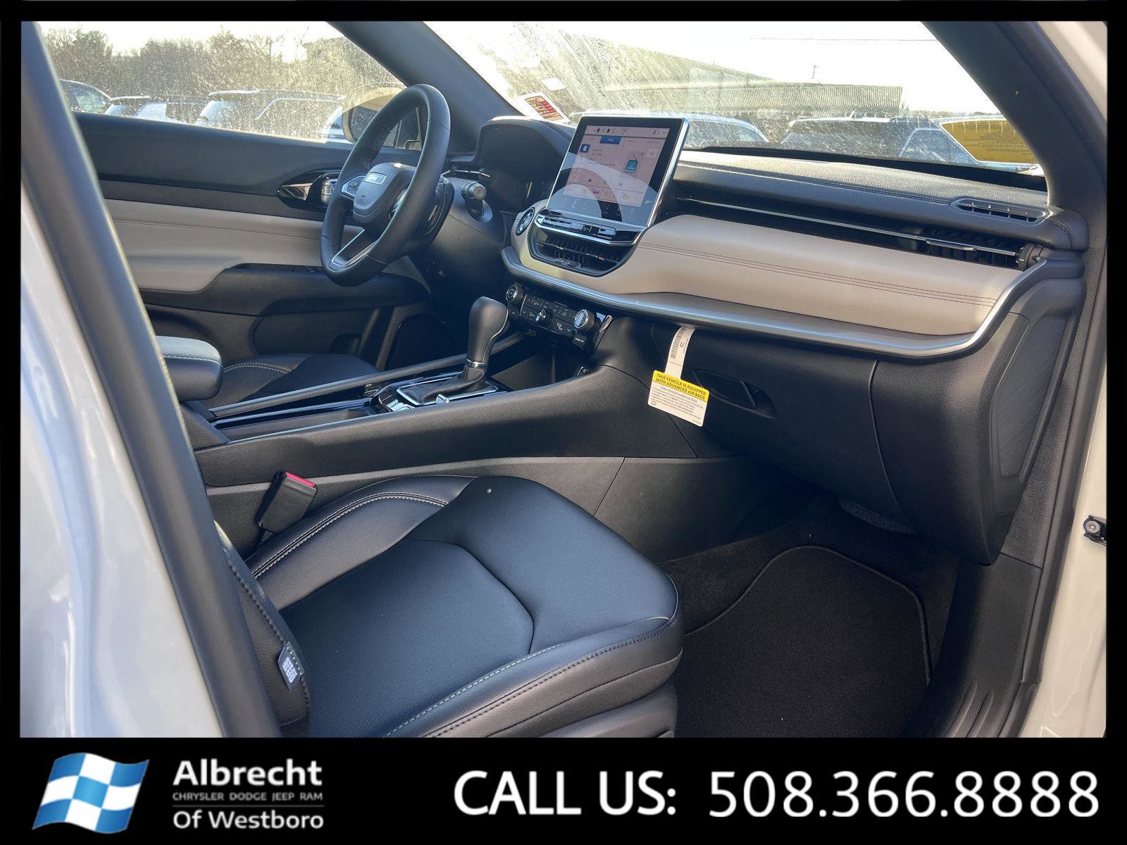 New 2026 Jeep Compass Limited w/ Sun, Sound & Navigation Group image 15