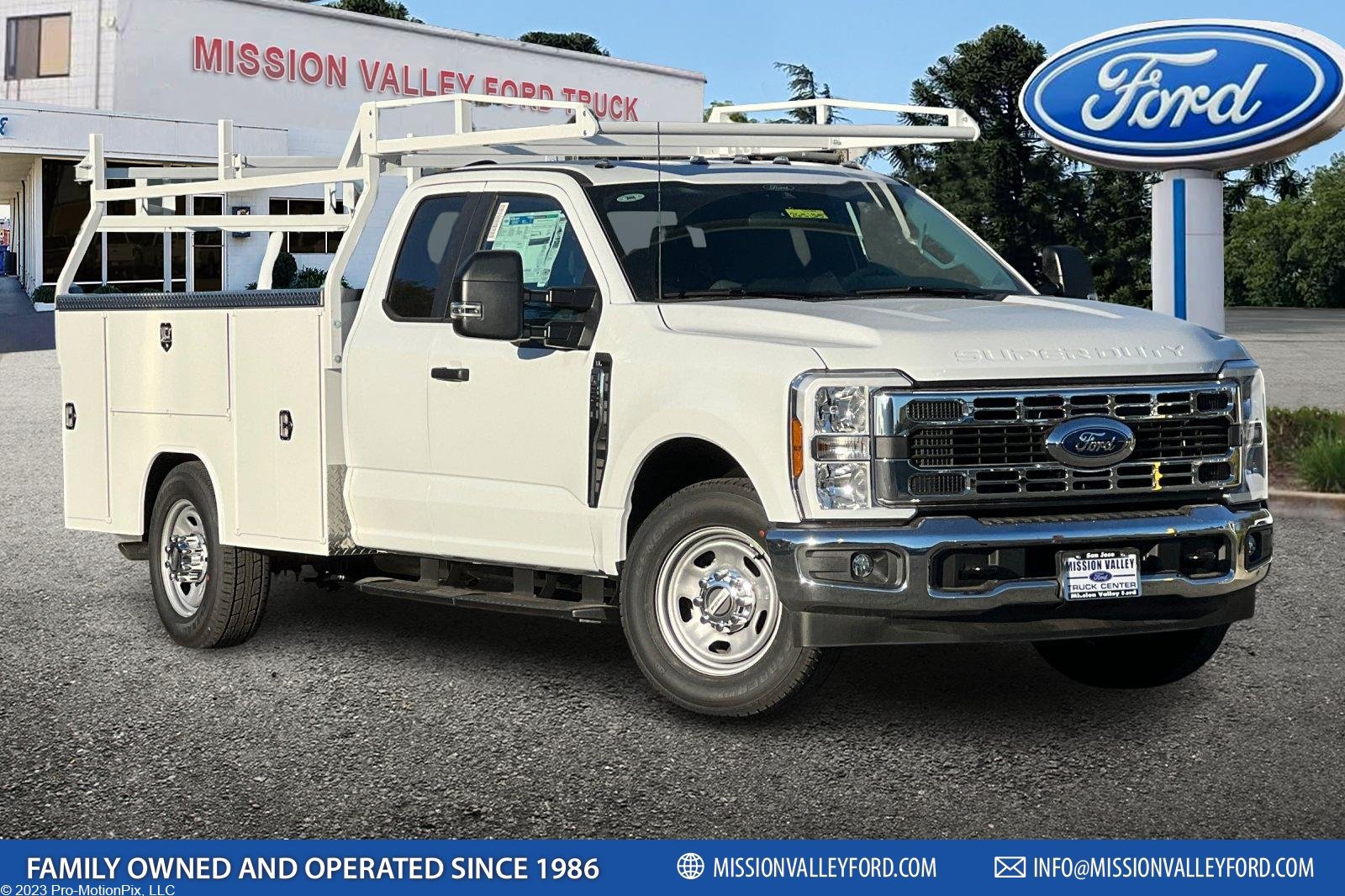 New 2026 Ford F350 XL w/ XL Chrome Package RWD image 1