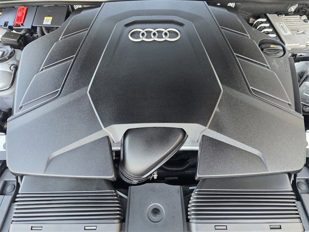 Used 2023 Audi Q8 Premium Plus image 22