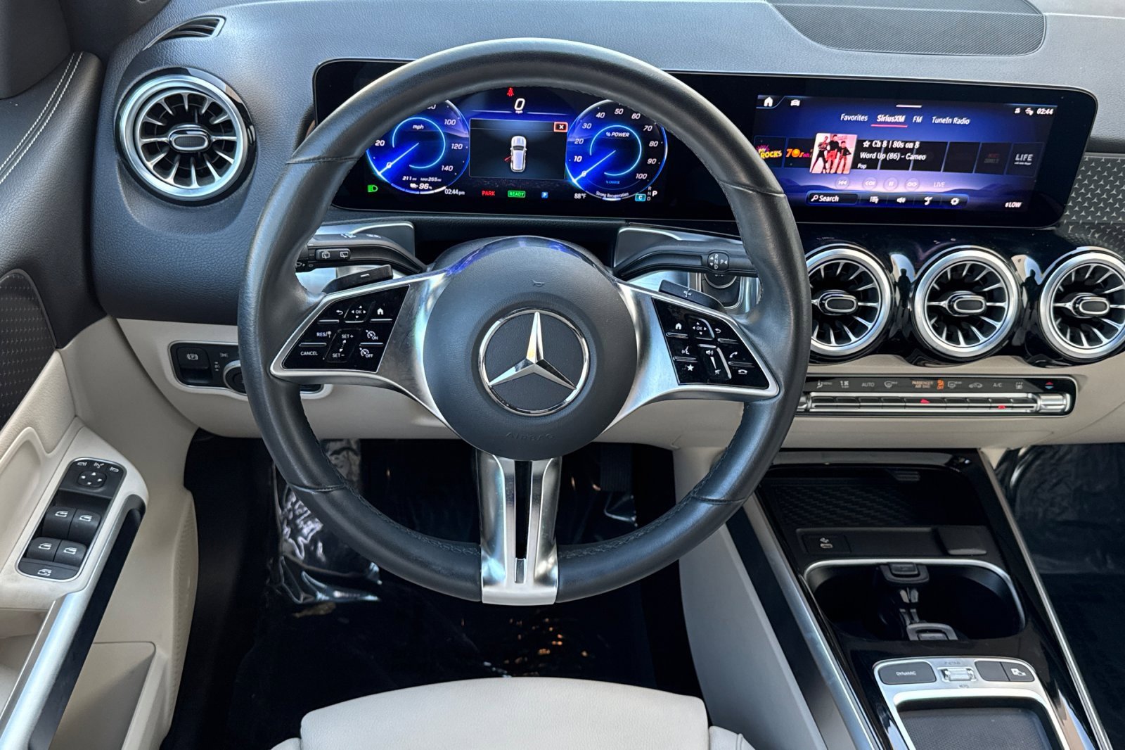 Used 2024 Mercedes-Benz EQB 250+ image 17