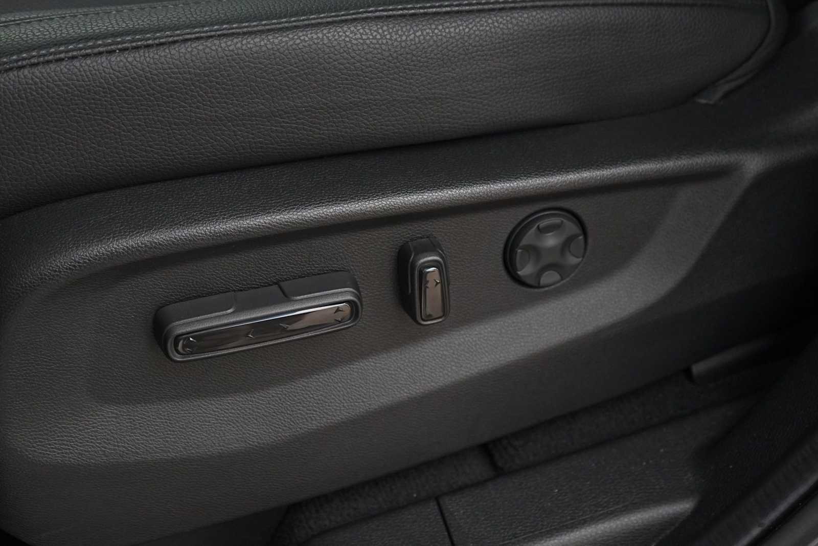Certified 2026 Honda Odyssey EX-L image 12
