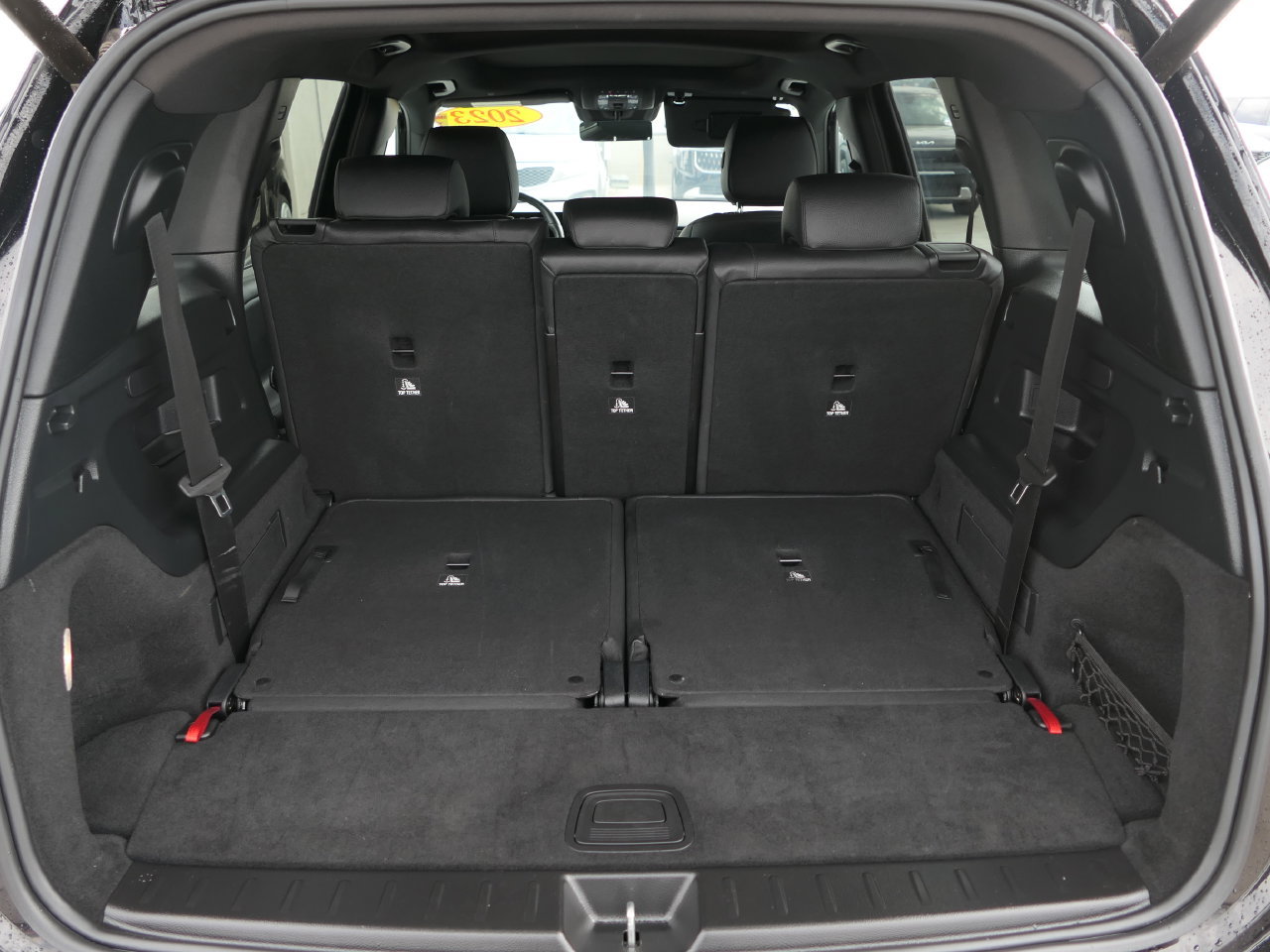 Used 2023 Mercedes-Benz GLB 250 4MATIC image 21