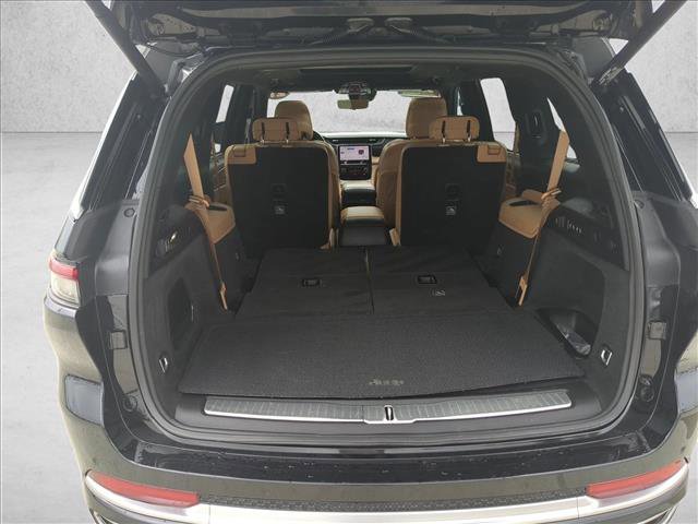 Used 2021 Jeep Grand Cherokee L Summit image 6