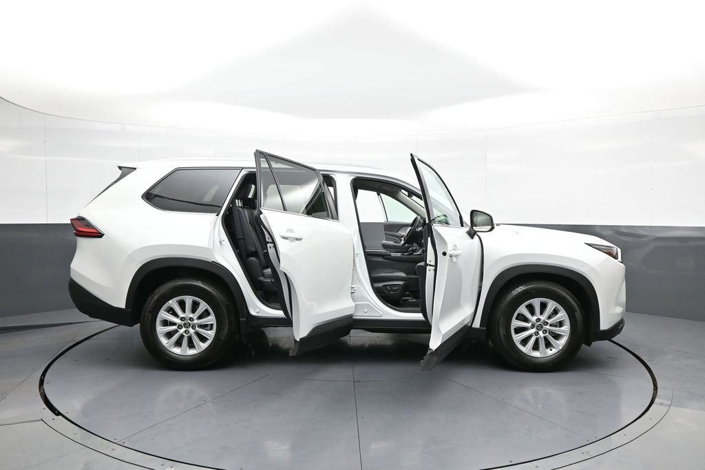 Certified 2026 Toyota Grand Highlander XLE image 43