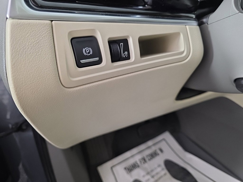 Used 2022 Cadillac XT6 Premium Luxury image 15