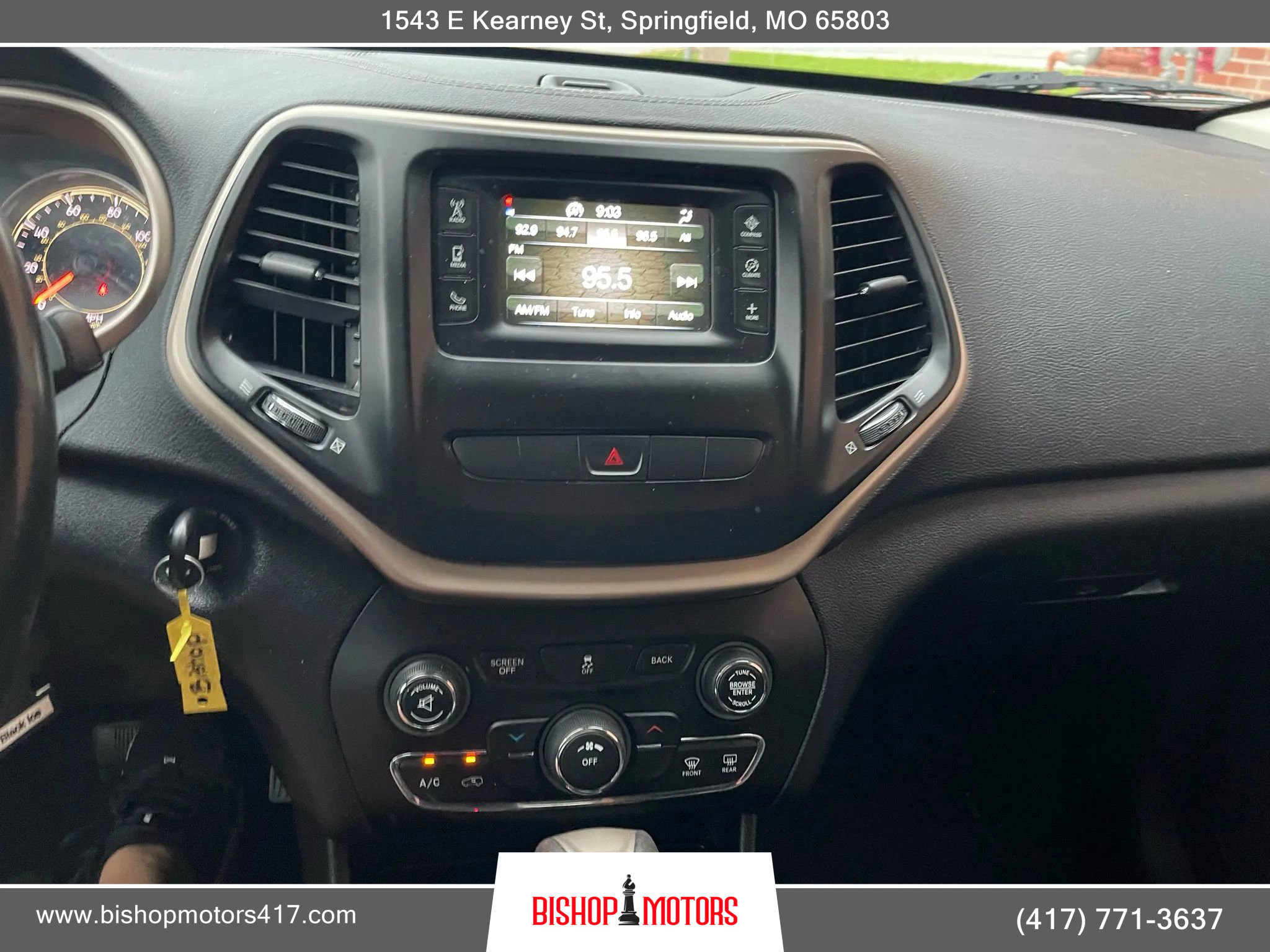 Used 2014 Jeep Cherokee Latitude image 31