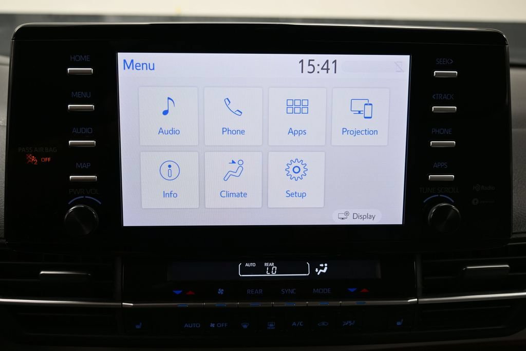 Used 2021 Toyota Sienna LE FWD image 17