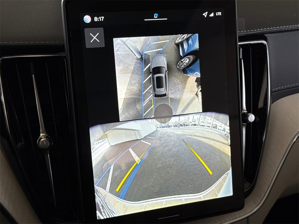 New 2026 Volvo XC60 T8 Ultra w/ Protection Package Premier image 19