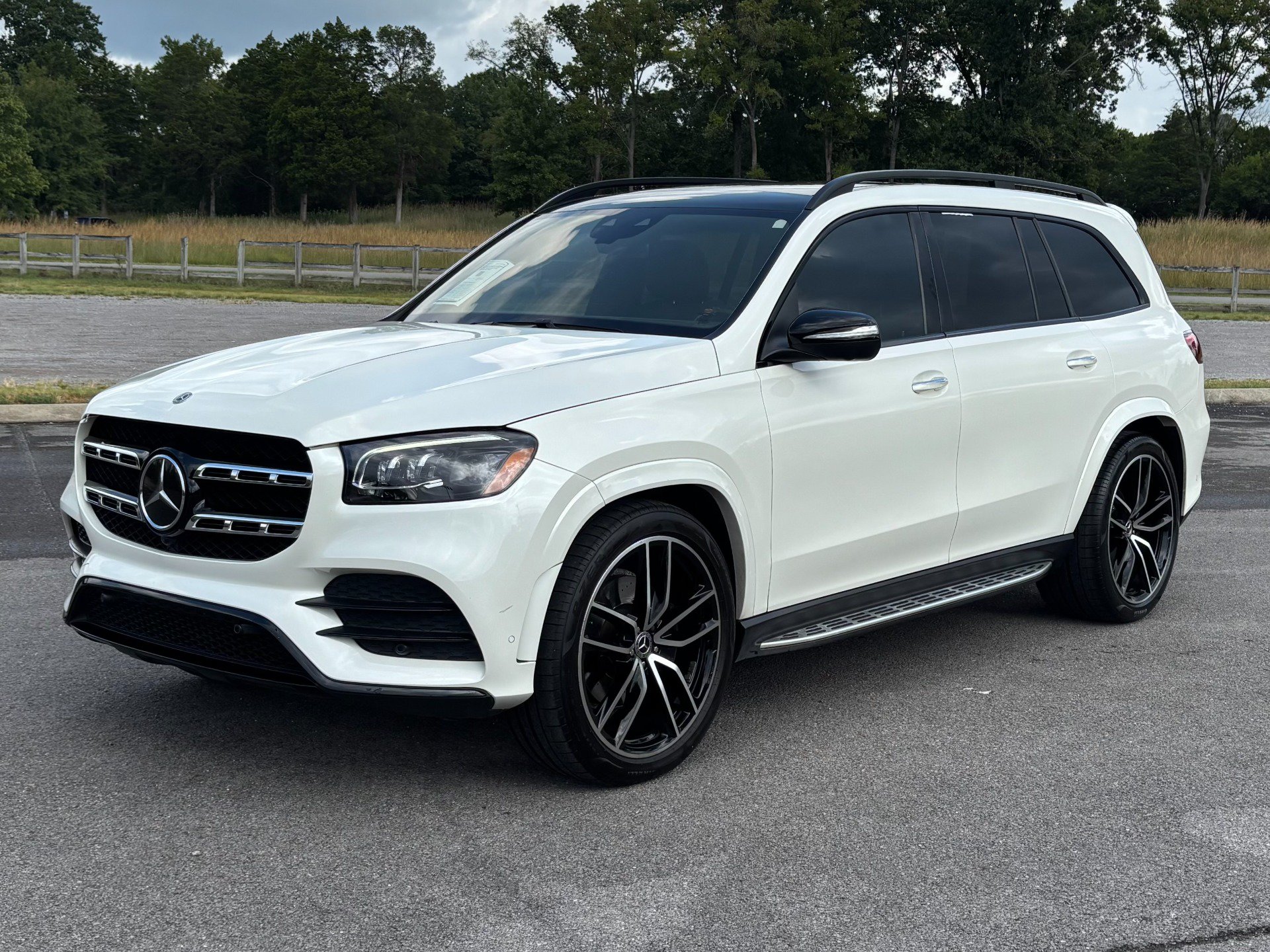 Used 2020 Mercedes-Benz GLS 580 4MATIC image 2
