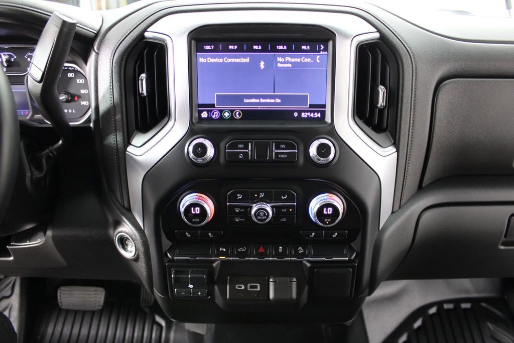 Used 2023 GMC Sierra 3500 SLE w/ SLE Convenience Package image 21