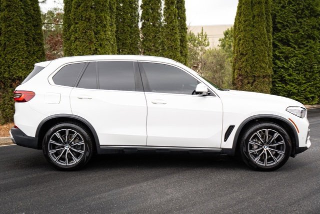 Used 2019 BMW X5 xDrive40i w/ Parking Assistance Package image 4