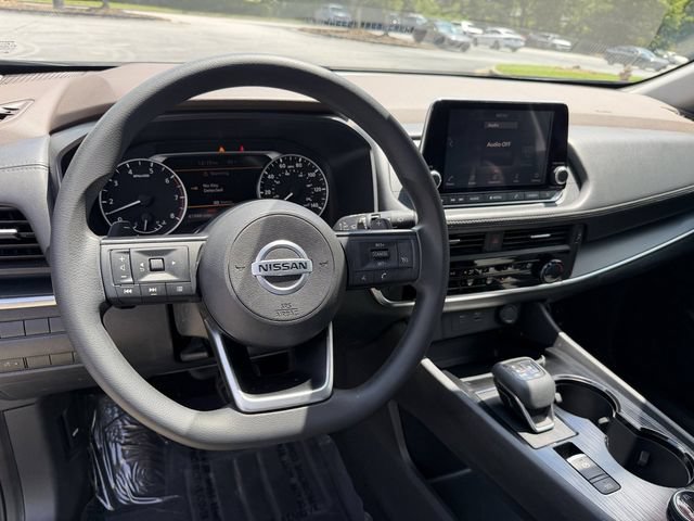 Used 2021 Nissan Rogue S AWD/4WD image 14