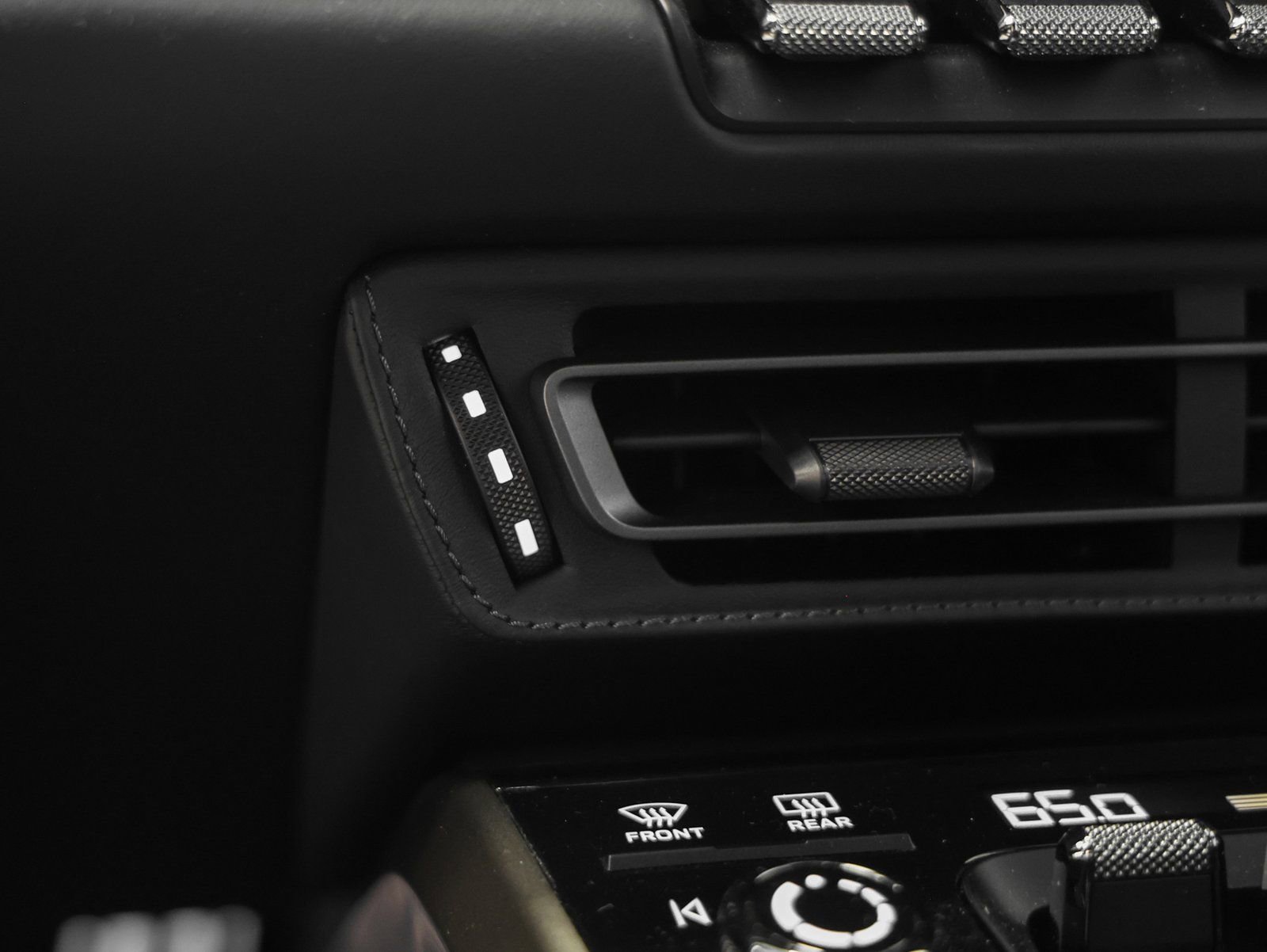 Certified 2025 Porsche 911 Turbo image 68