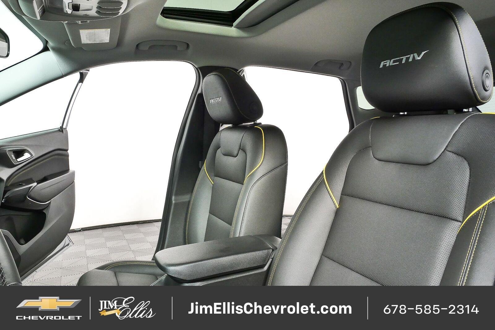 New 2026 Chevrolet Trax ACTIV w/ Sunroof Package FWD image 5