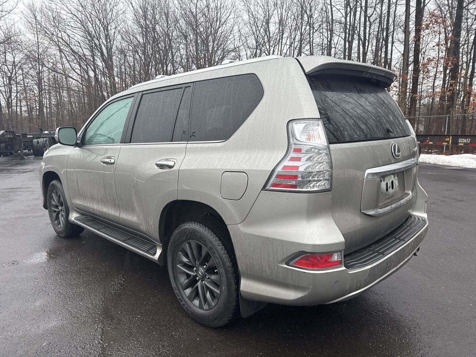 Used 2023 Lexus GX 460 Premium w/ Premium Package image 8