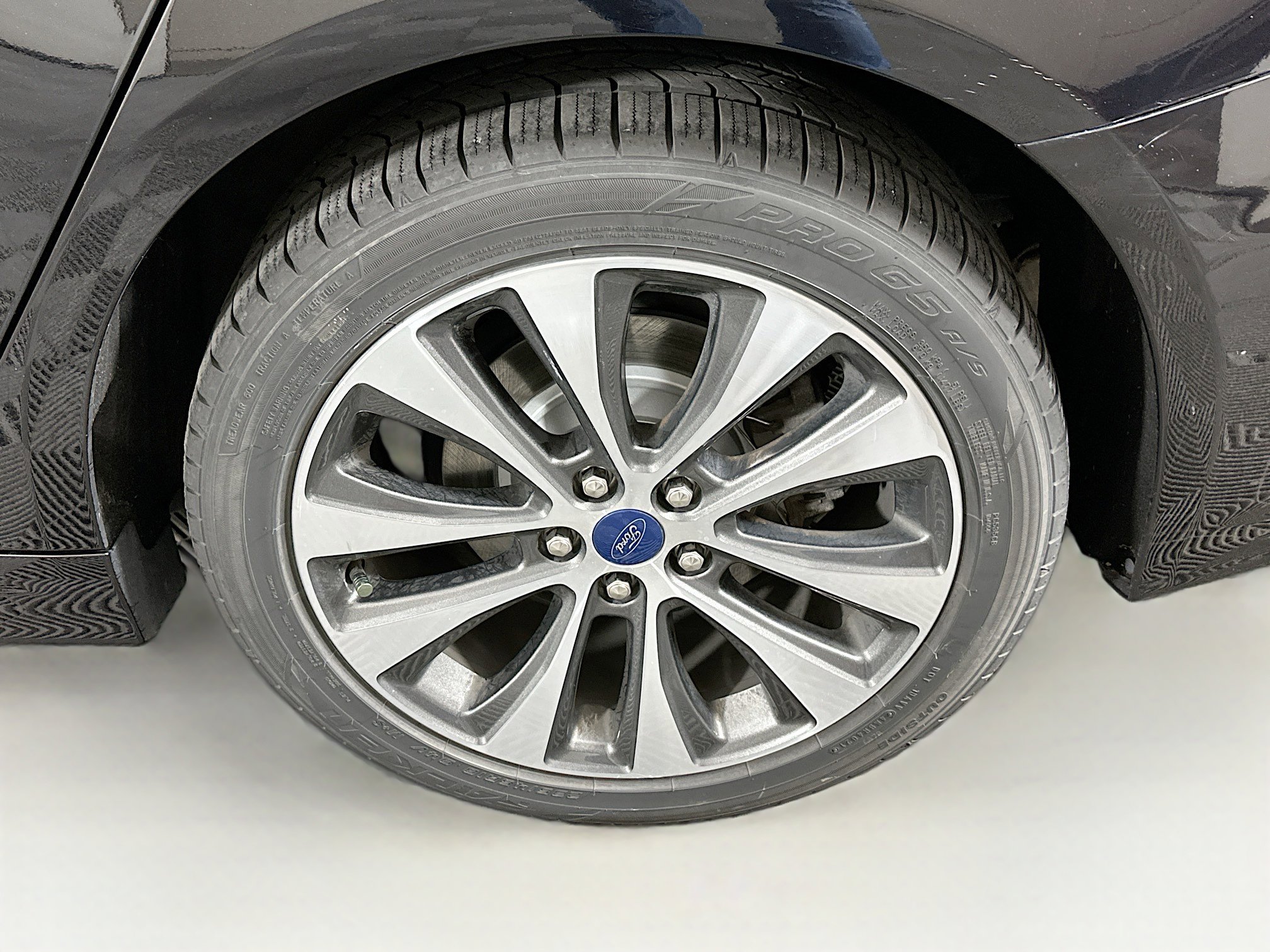 Used 2019 Ford Fusion SE AWD/4WD image 11