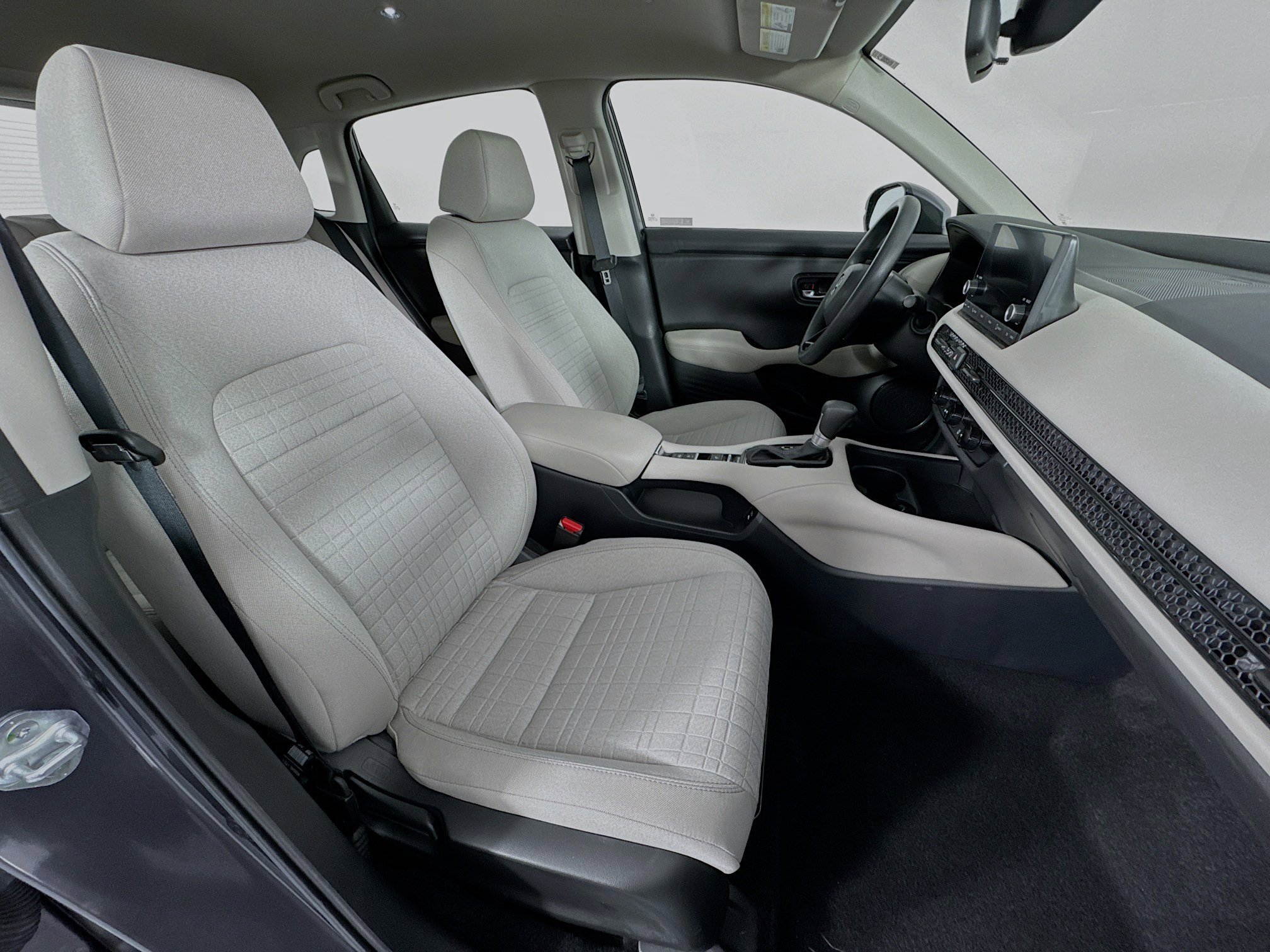 Certified 2024 Honda HR-V LX image 25