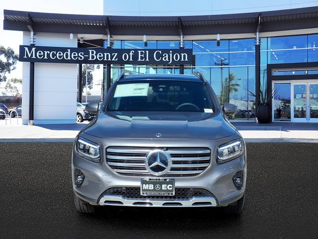 New 2026 Mercedes-Benz GLB 250 4MATIC image 2