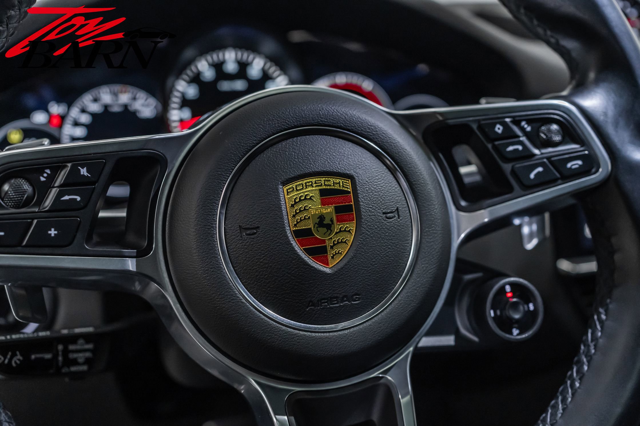 Used 2022 Porsche Cayenne S image 28