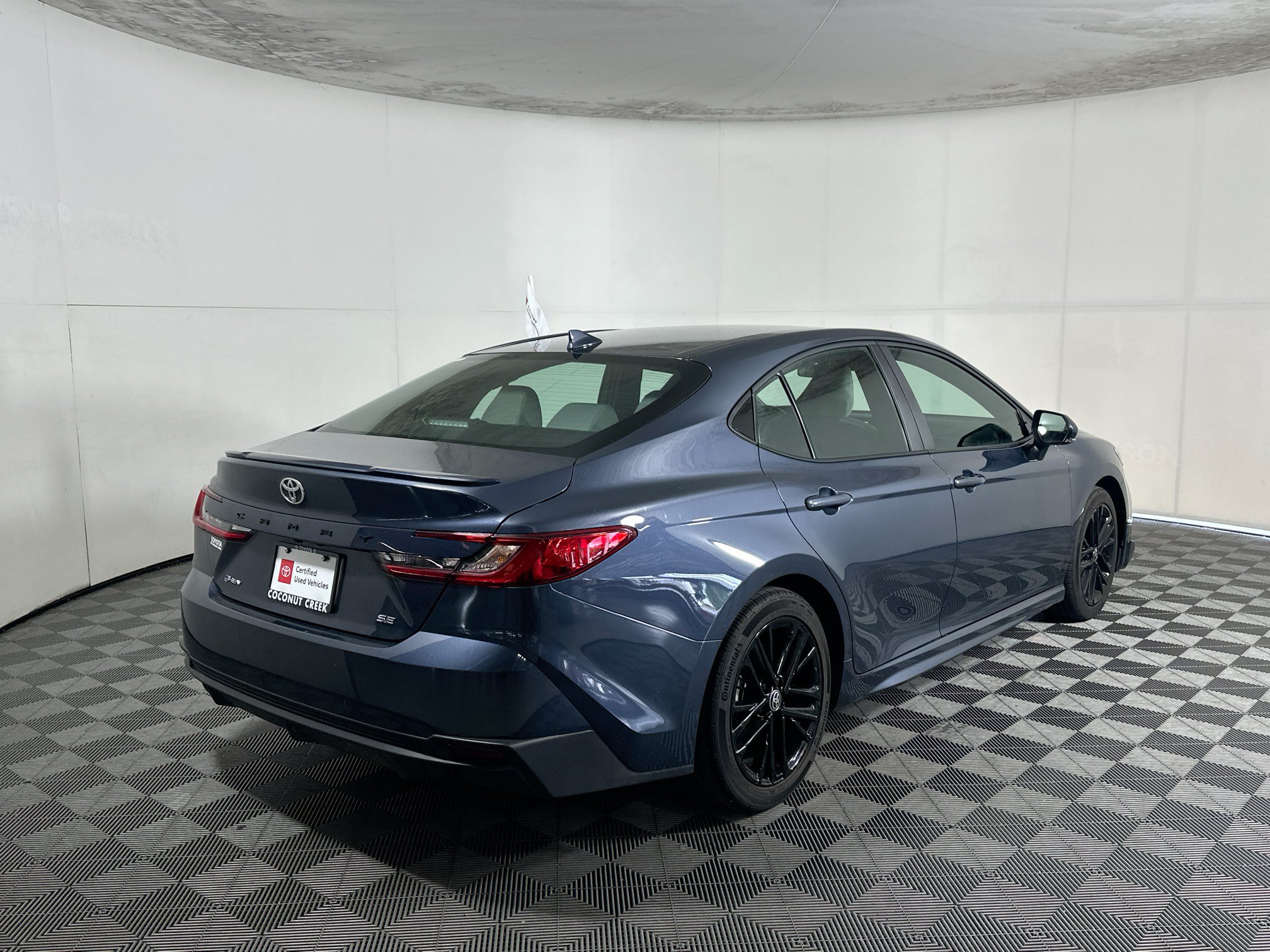 Certified 2026 Toyota Camry SE FWD image 3