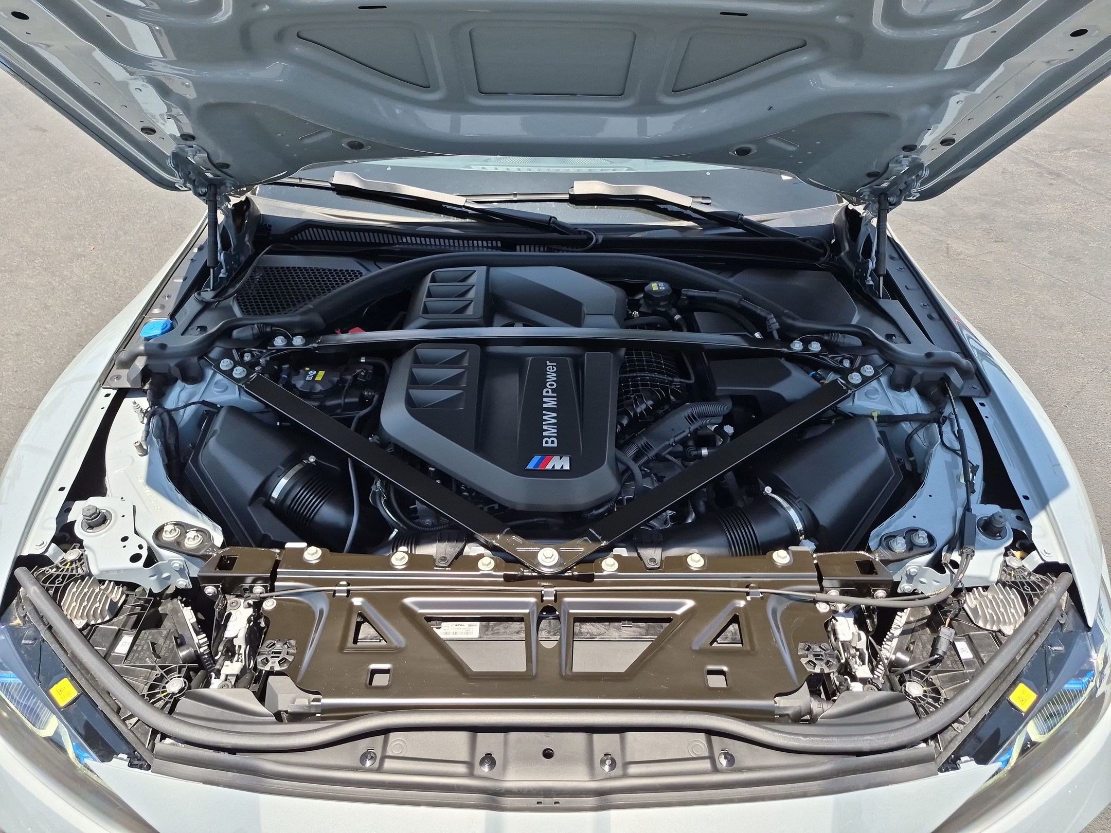 Used 2022 BMW M4 Coupe w/ Executive Package RWD image 33