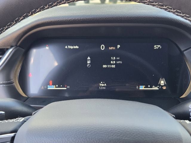 New 2025 Jeep Grand Cherokee Altitude AWD/4WD image 10