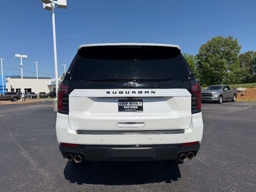 Used 2025 Chevrolet Suburban Z71 AWD/4WD image 6