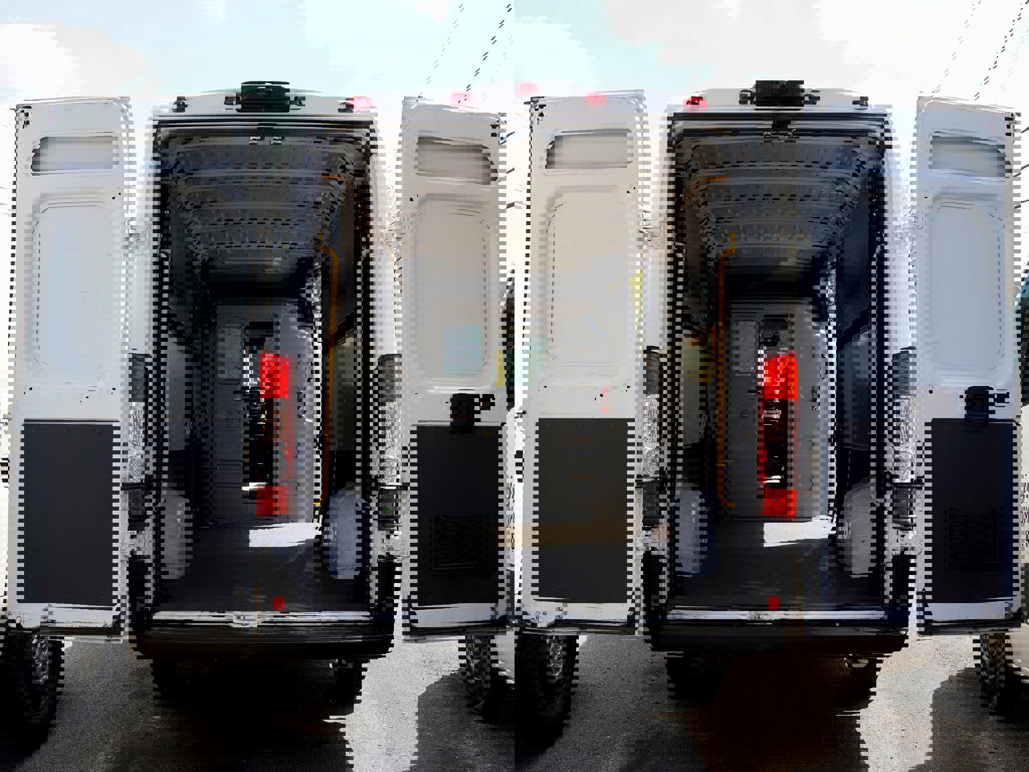 Used 2022 RAM ProMaster 3500 w/ Convenience Group image 10