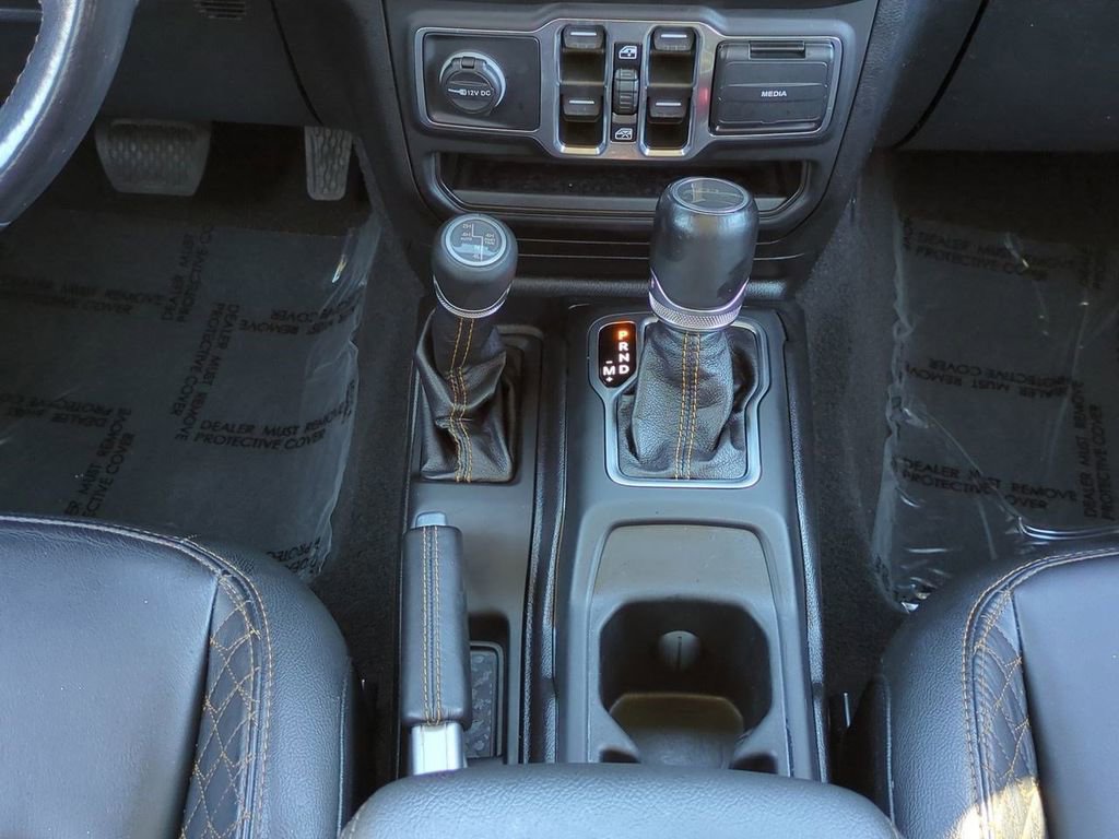 Used 2021 Jeep Gladiator Overland image 19