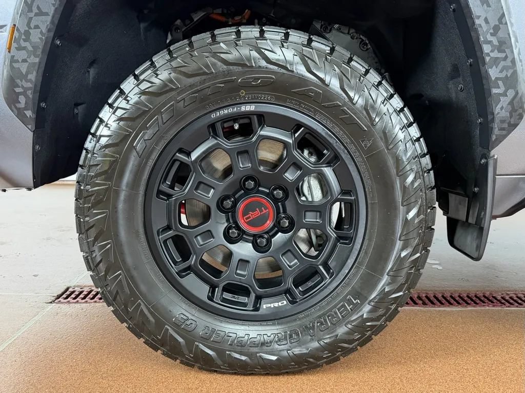 Used 2024 Toyota Tundra TRD Pro AWD/4WD image 9