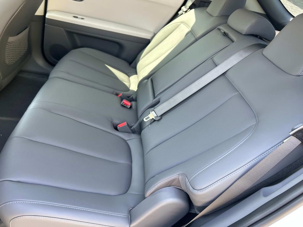 New 2025 Hyundai Ioniq 5 SEL image 19