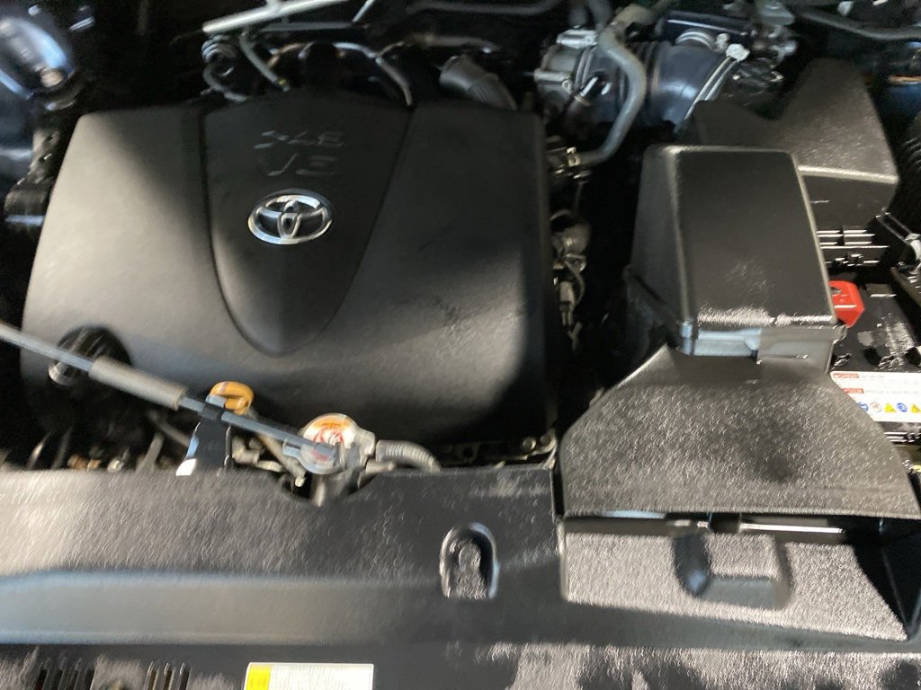 Used 2019 Toyota Highlander XLE image 22