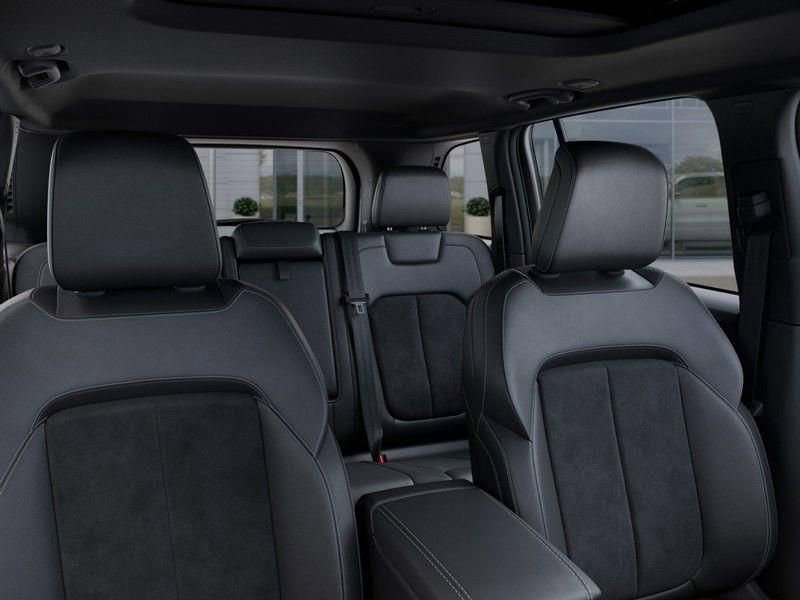 New 2025 Jeep Grand Cherokee Altitude AWD/4WD image 26