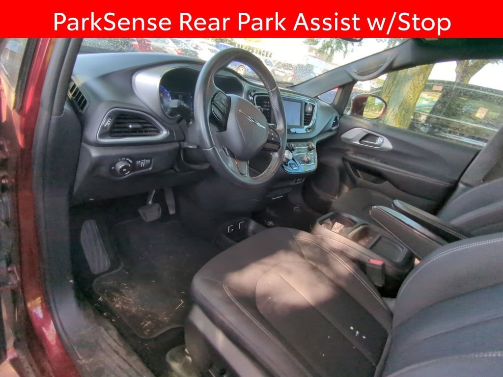 Used 2018 Chrysler Pacifica Touring Plus w/ S Appearance Package FWD image 7