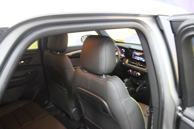 Used 2024 Chevrolet TrailBlazer ACTIV AWD/4WD image 12