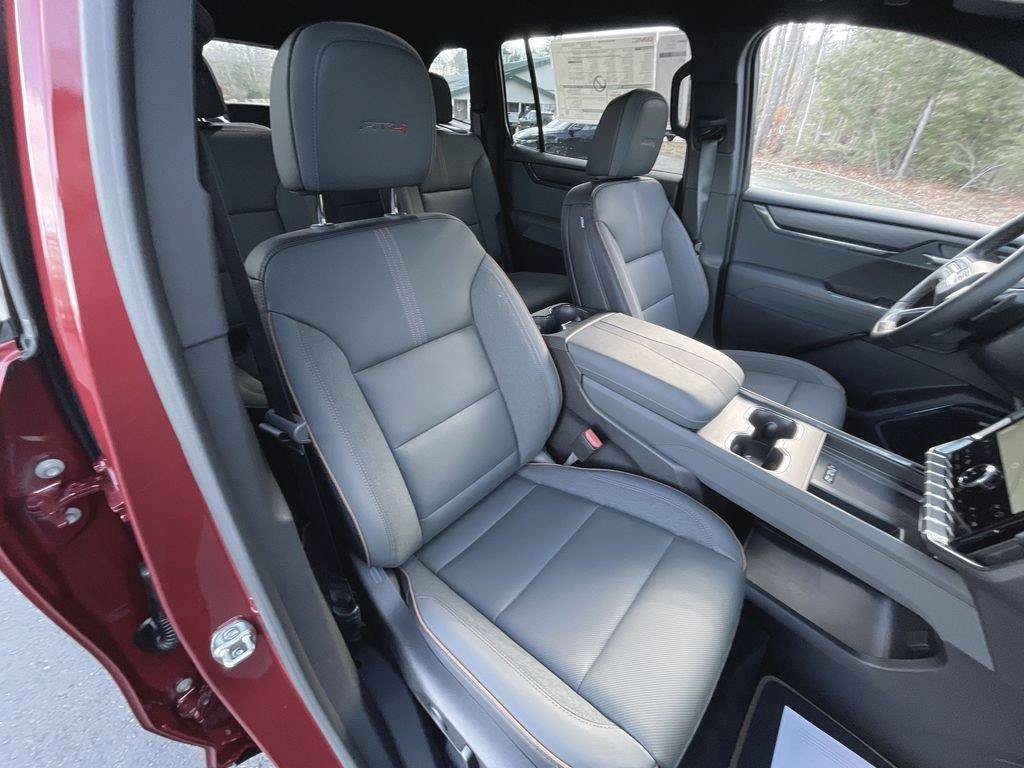 New 2026 GMC Acadia AT4 AWD/4WD image 34