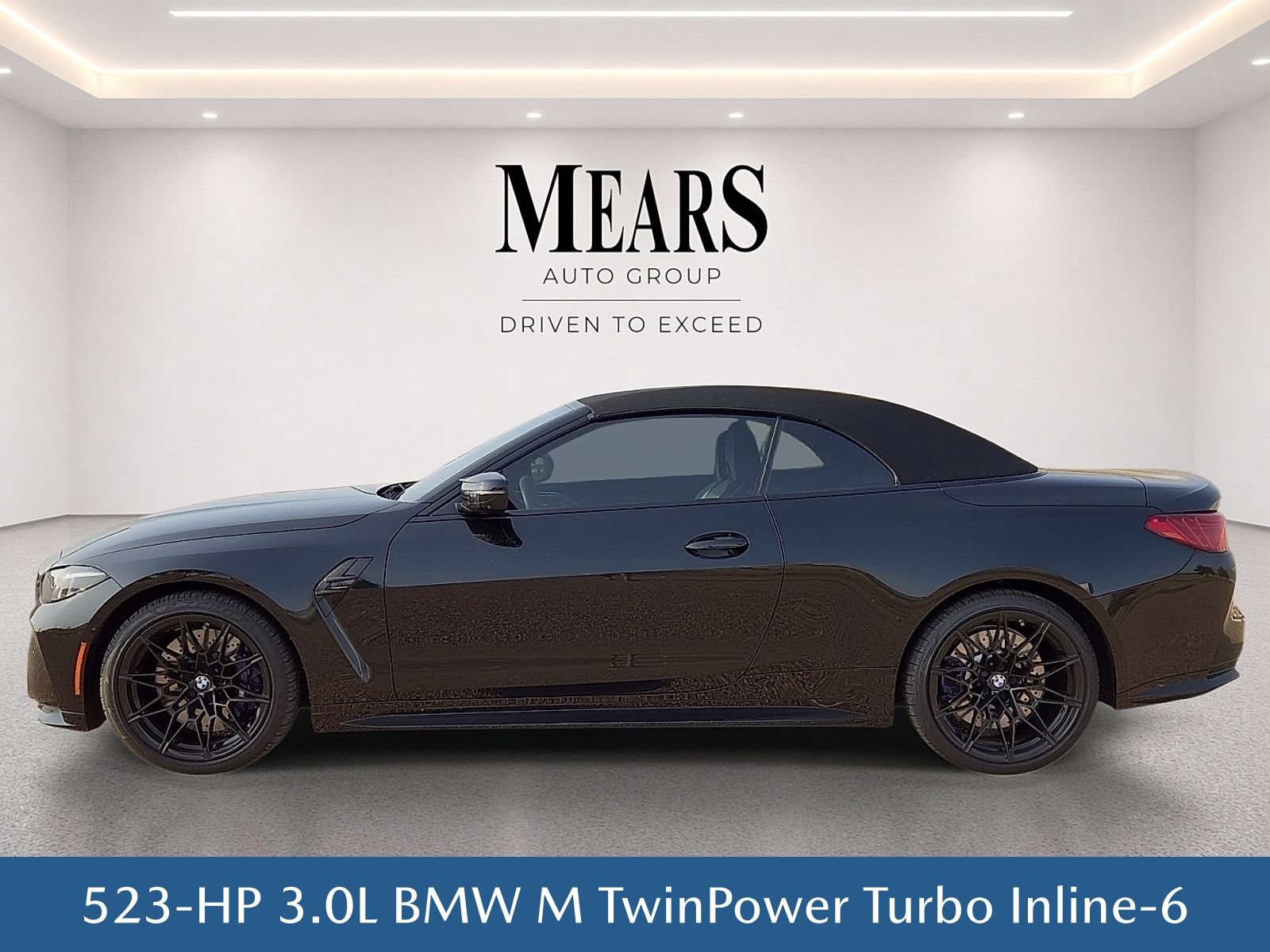 Used 2026 BMW M4 xDrive Competition w/ Parking Assistance Package AWD/4WD image 3