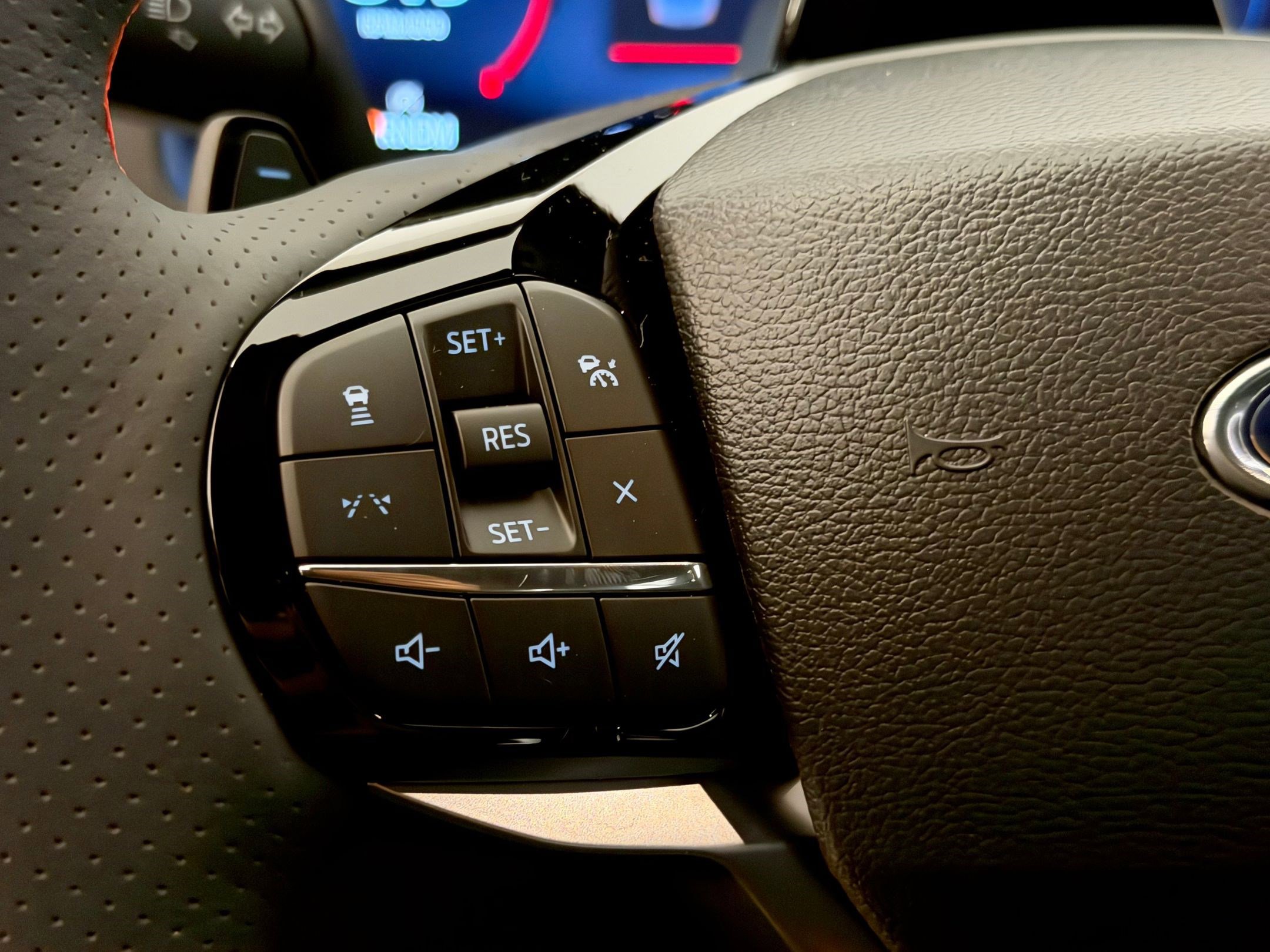 New 2026 Ford Explorer ST w/ Sun And Sound Package image 15