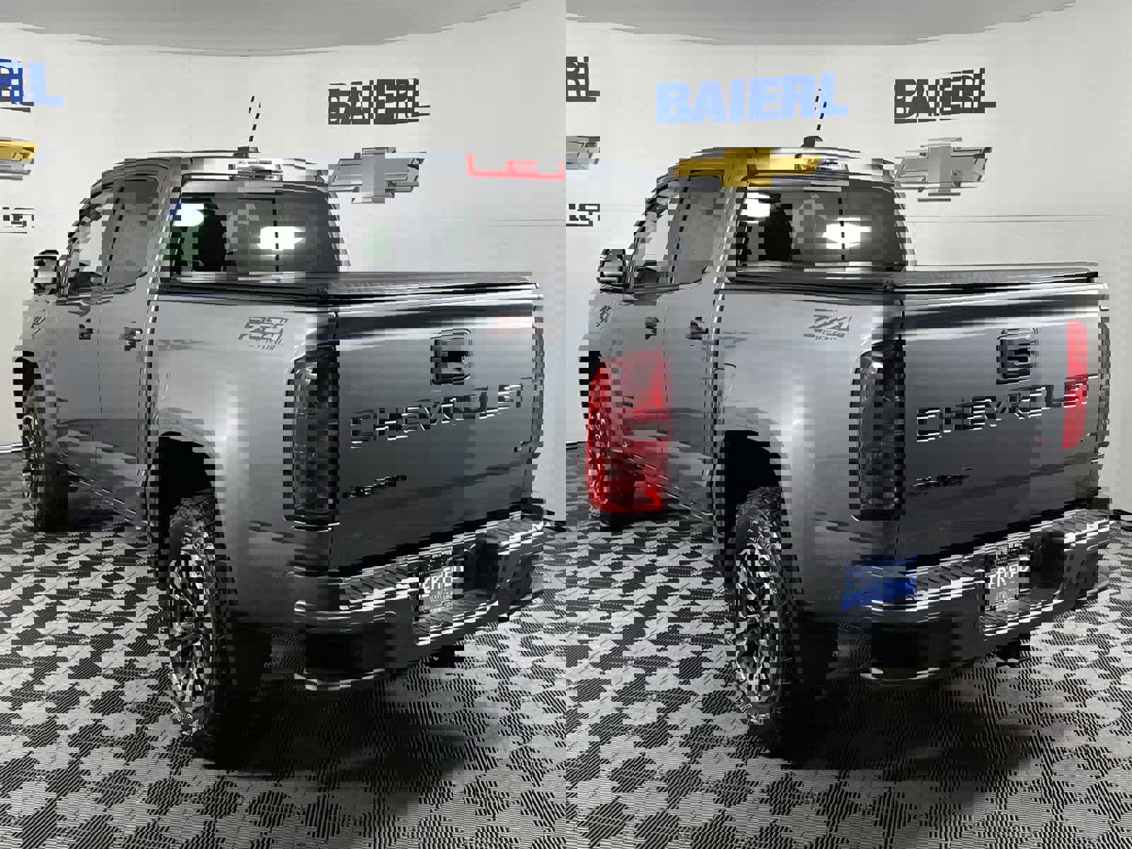 Used 2021 Chevrolet Colorado Z71 w/ Safety Package image 3