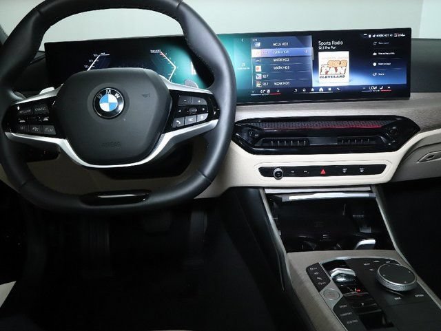 Used 2026 BMW 330i xDrive Sedan w/ Premium Package AWD/4WD image 29