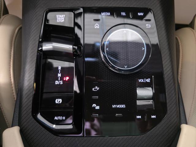 Used 2026 BMW X3 xDrive30 w/ Premium Package image 23