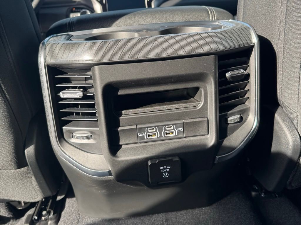 New 2026 RAM 1500 4x4 Crew Cab image 15