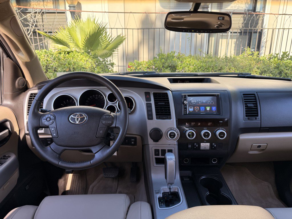 Used 2008 Toyota Sequoia Limited image 18