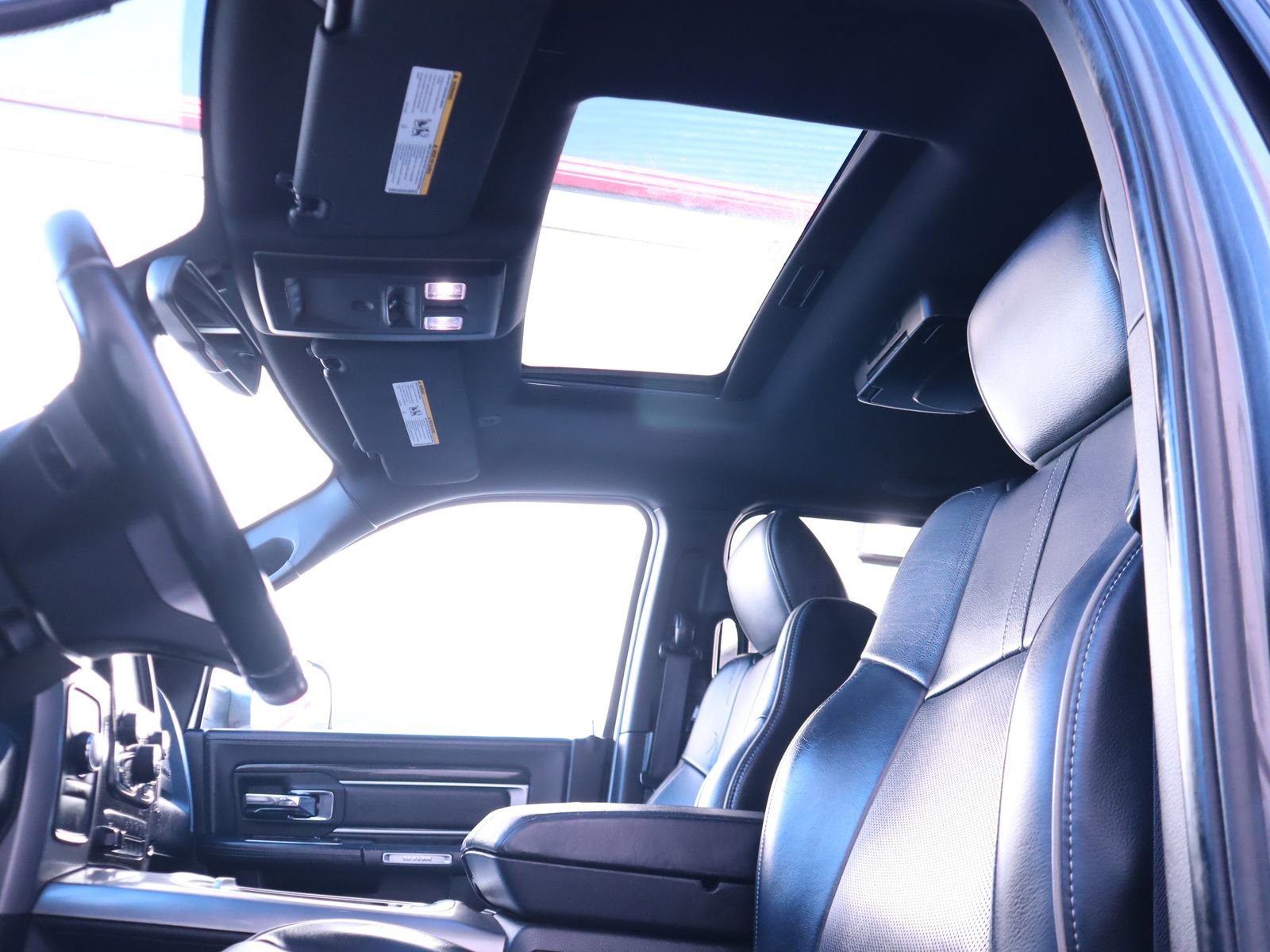 Used 2017 RAM 2500 Limited image 47