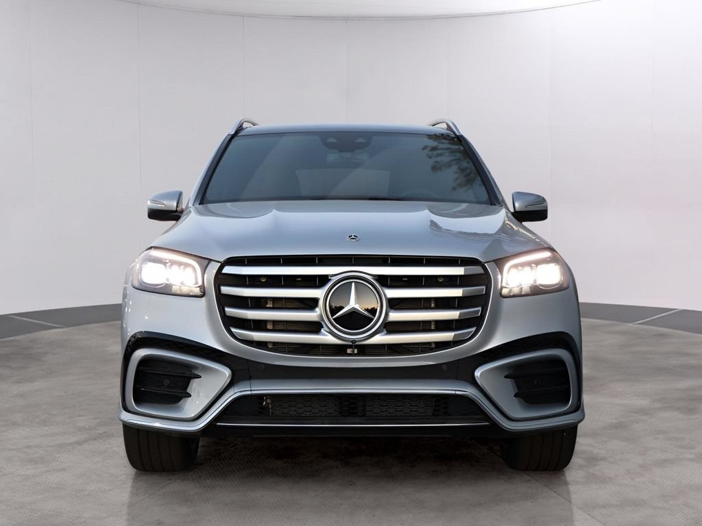 New 2025 Mercedes-Benz GLS 450 4MATIC image 2