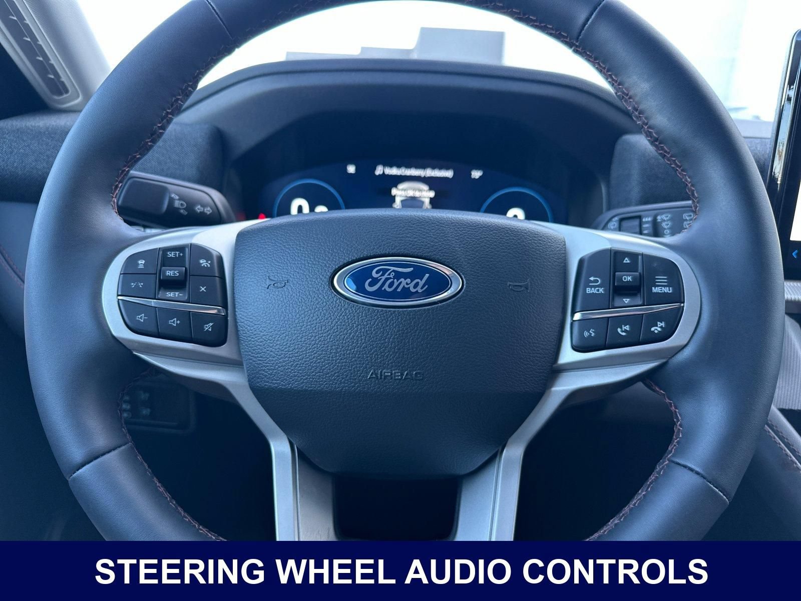 New 2026 Ford Explorer Active w/ Active Comfort Package RWD image 31