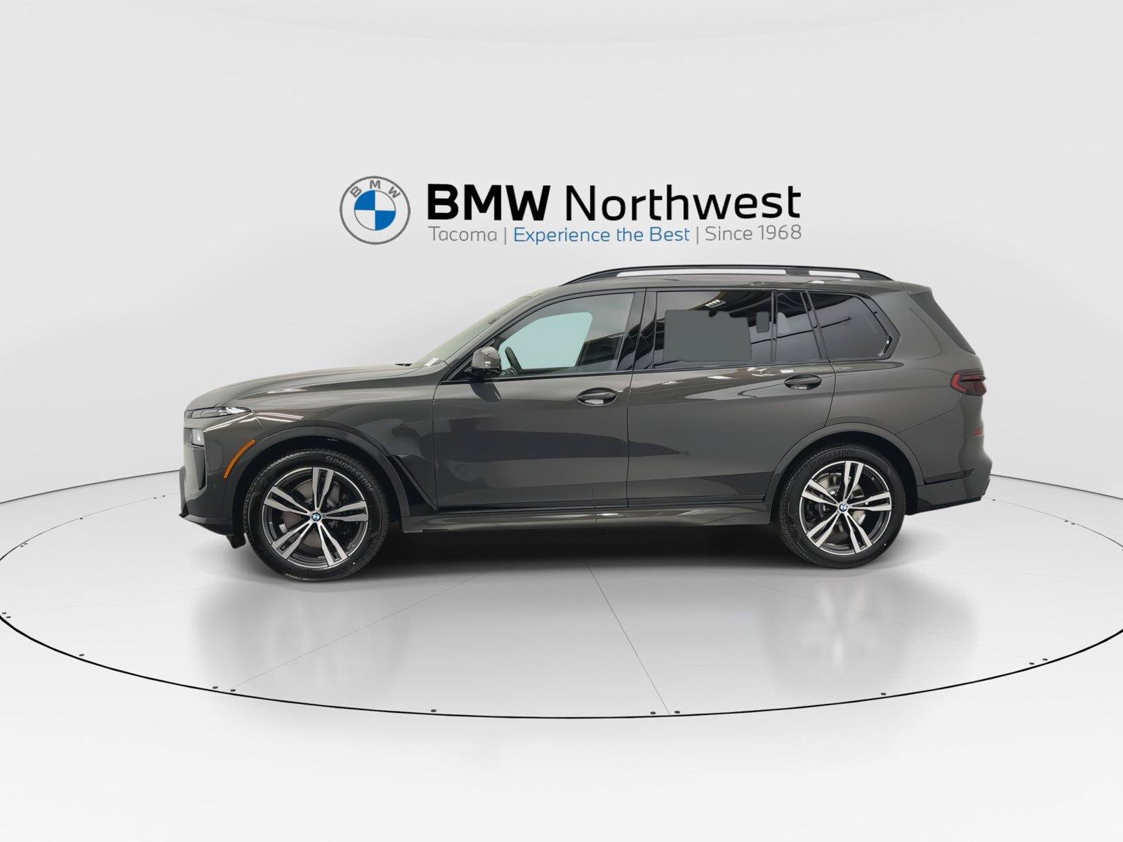 New 2027 BMW X7 xDrive40i w/ M Sport Package AWD/4WD image 11