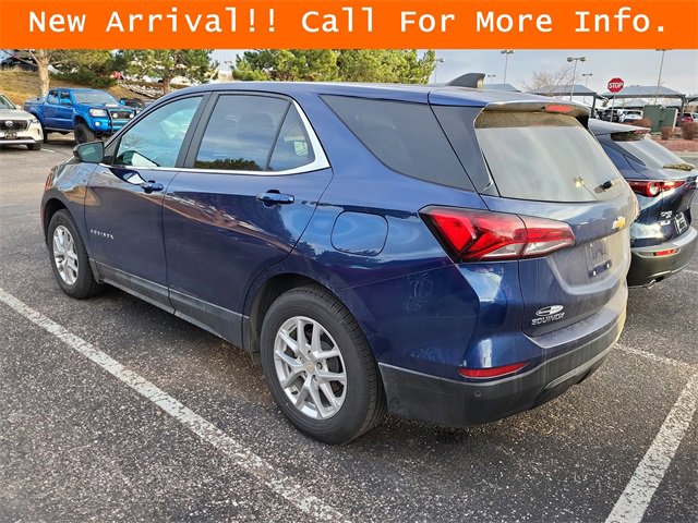 Used 2022 Chevrolet Equinox LT image 2