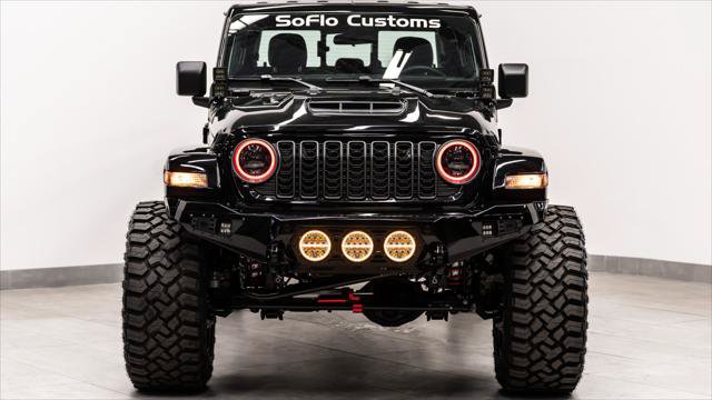 Used 2026 Jeep Gladiator Sport AWD/4WD image 4
