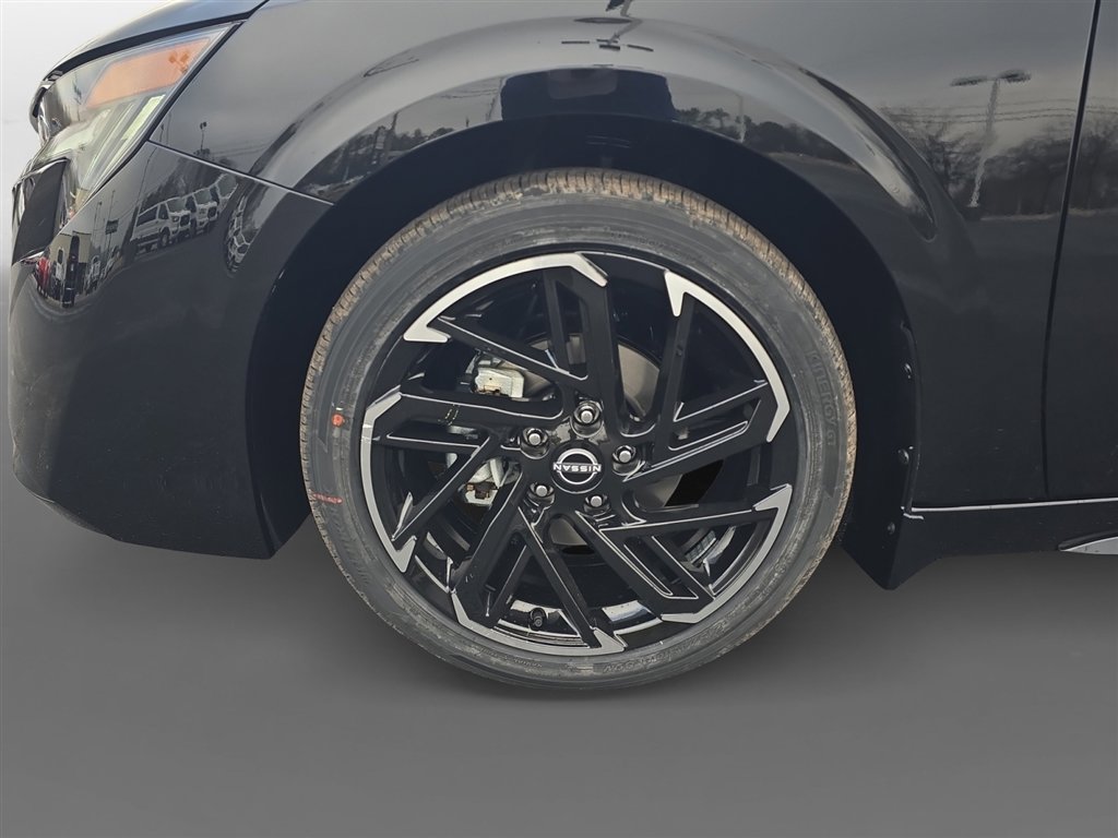 New 2026 Nissan Sentra SR image 9